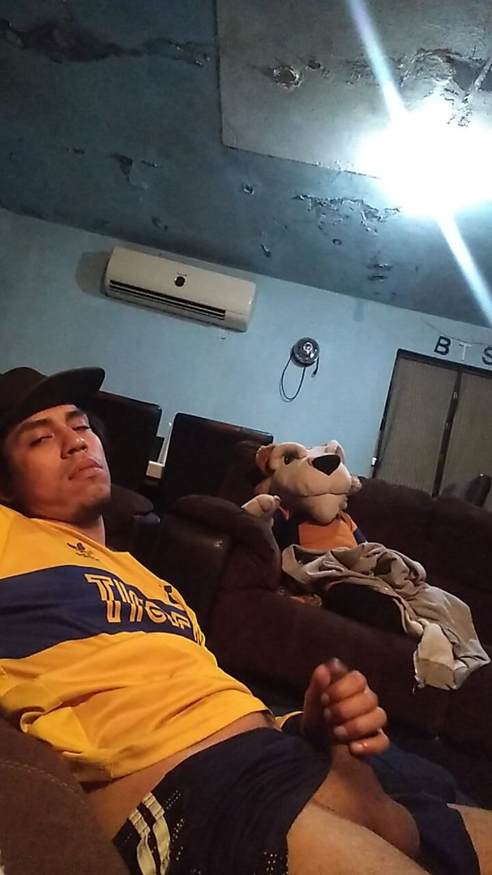 AlexAlejandro13: Jugamos En La Madrugada