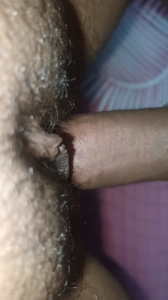 XXX Nepal: Seks hardcore Nepal baru. Gadis dewasa dientot sama temannya sendiri