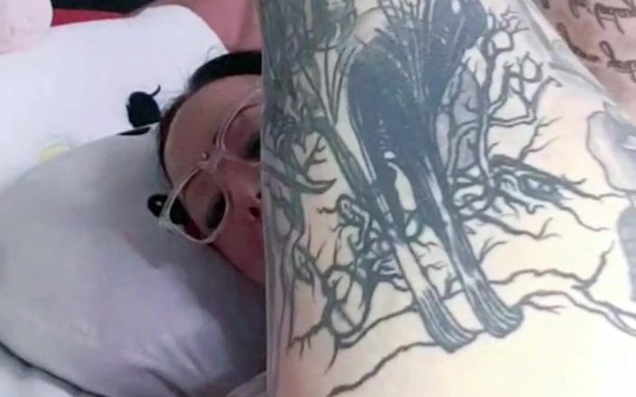 Lindas_secrets: 그녀의 첫 후장 2부