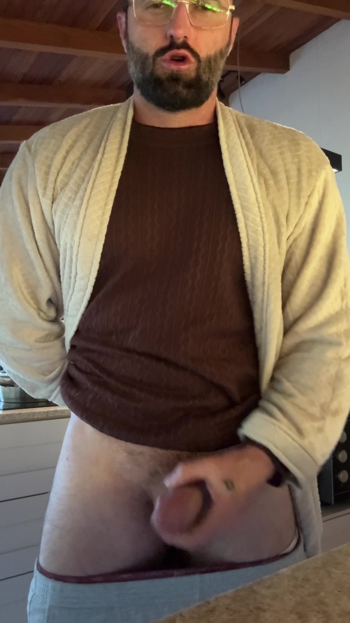 Euvinisc: Waking up with a Hard-on