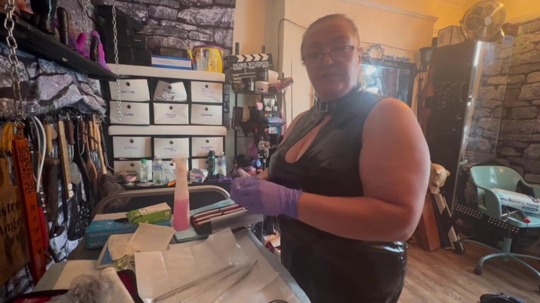 Aaexperiencesltd: Preparazione per la sonda con Domina satana &amp; Padrona Izar