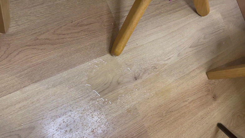 jasminebrooks: Tryskałem po całym stole