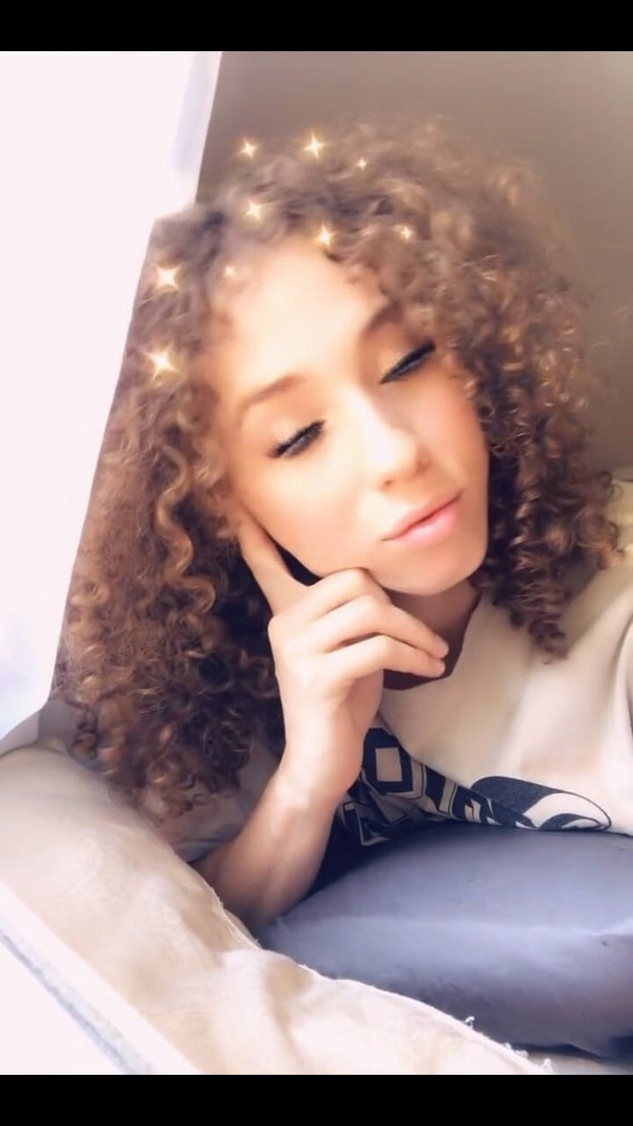 Tia Tizzianni Productions: リリー・デムア: 射精してセックスしてくれませんか?