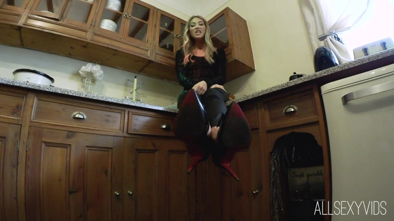 All Sexy Vids: Natalia Forrest knows you are a worn shoe pervert