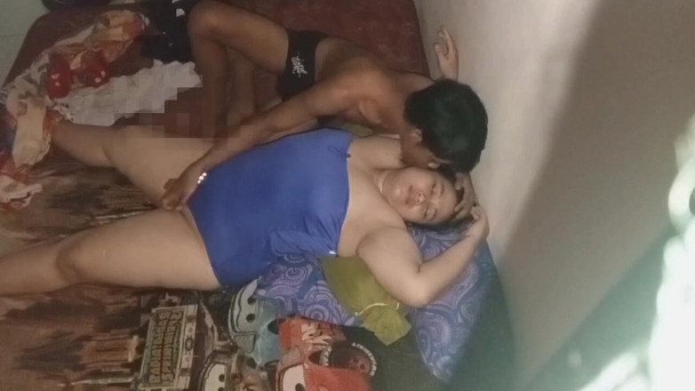 my_wife_chubby: 내 몸을 다른 남자에게 즐기게 해줘