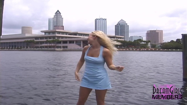 Dream Girls: Streaking with super hot blonde silver