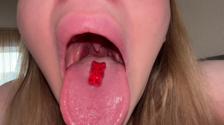 Spacenintenda: Giantess POV: Shrunk, Swallowed, Digested