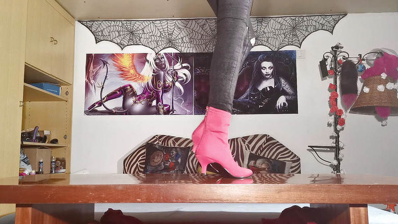 Beth Kinky: मेरे लाल जूते में घूमना - Beth Kinky