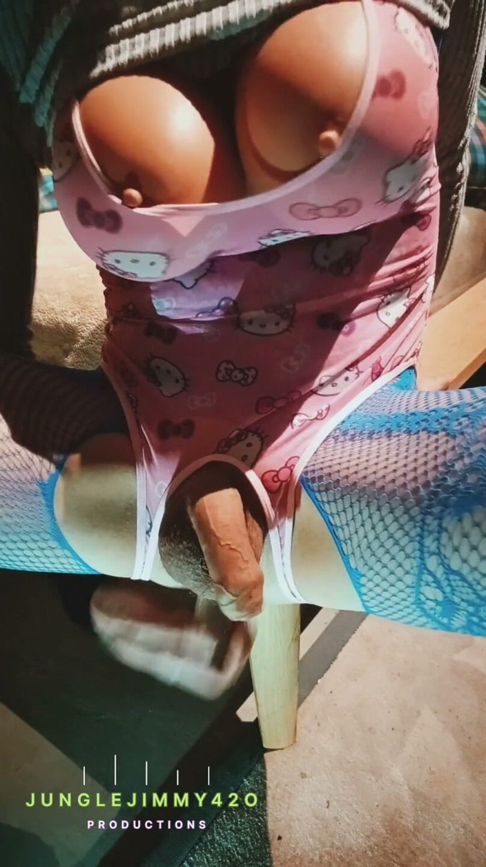 El Cheffe: Hello Kitty Hard Anal Dildo