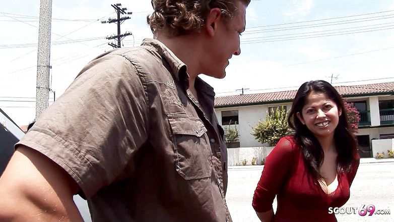 Full porn collection: Geile grote borsten latina tiener Evie verleid door stiefvader