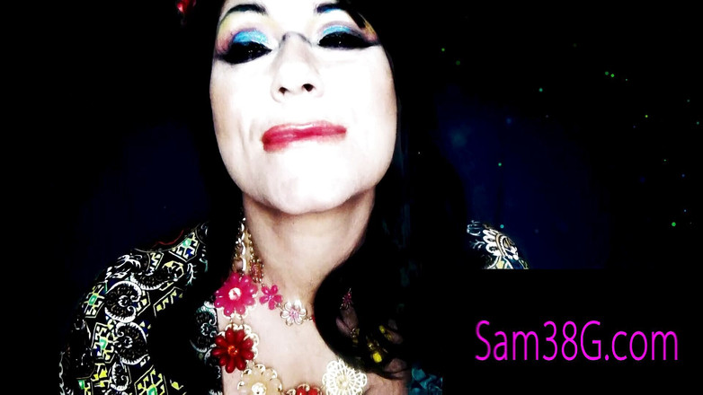 Samantha 38G: Serena lip 유혹