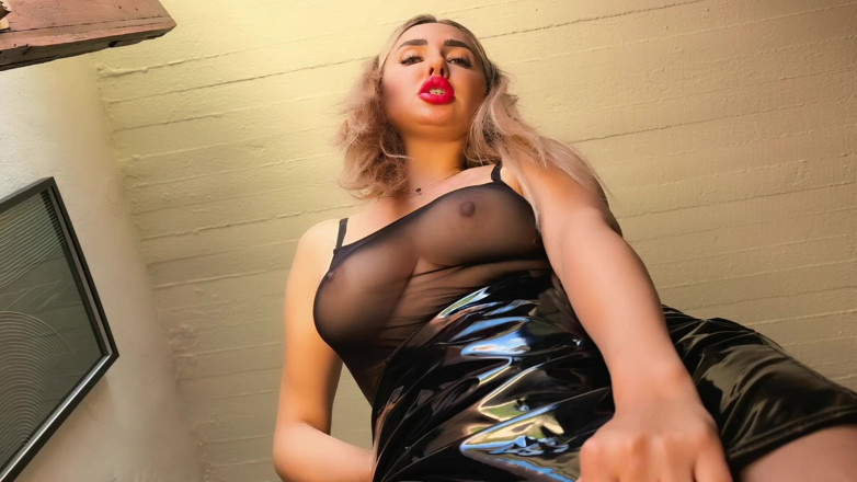 Goddess Lena: 시점: 루부탱 하이힐이 네 얼굴을 짓밟는다