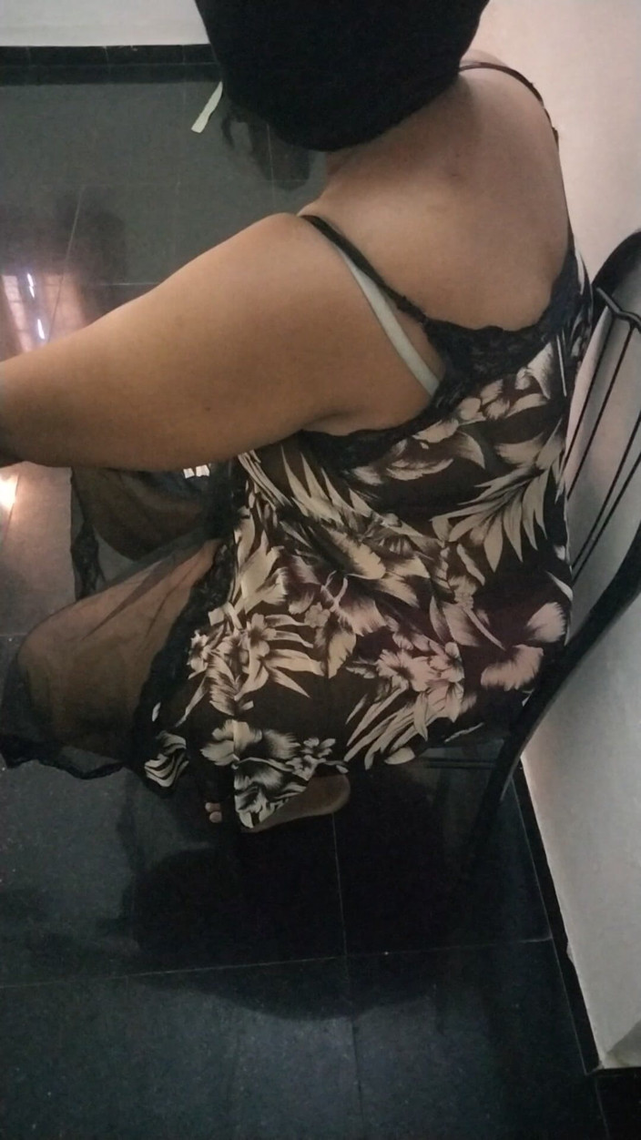 Tamil lesbian: New Chubby Aunty Casual Talking