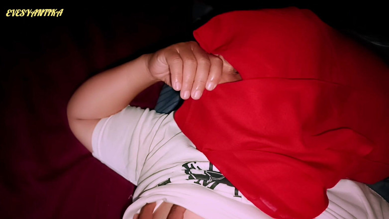 Pasutri indo: Fucking a beautiful Indonesian hijab girl after college