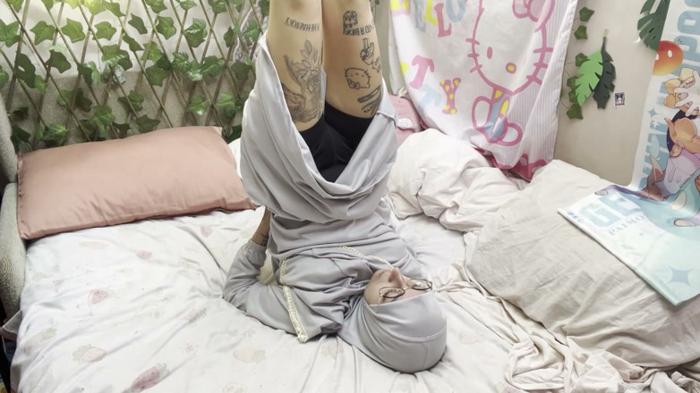 lanalovacutie: Hijabi Morning Yoga Day 28 From Muslim Girl
