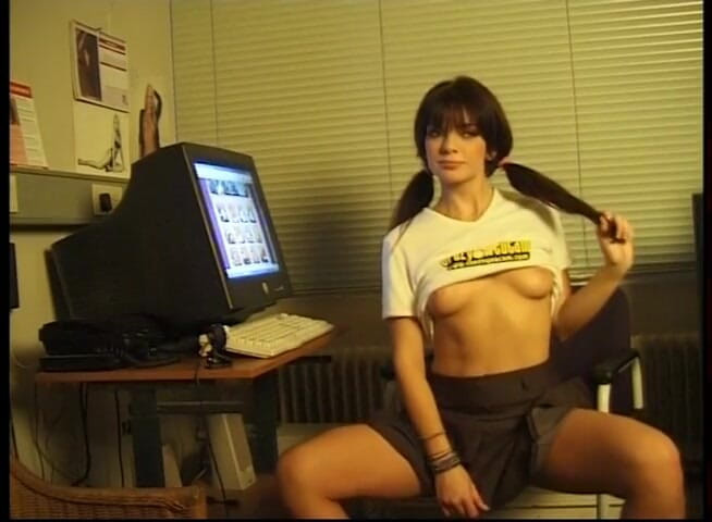 Flash Model Amateurs: สาวผมดำหีฟรีเอา ดิลโด้ยัดหีตูดแน่น