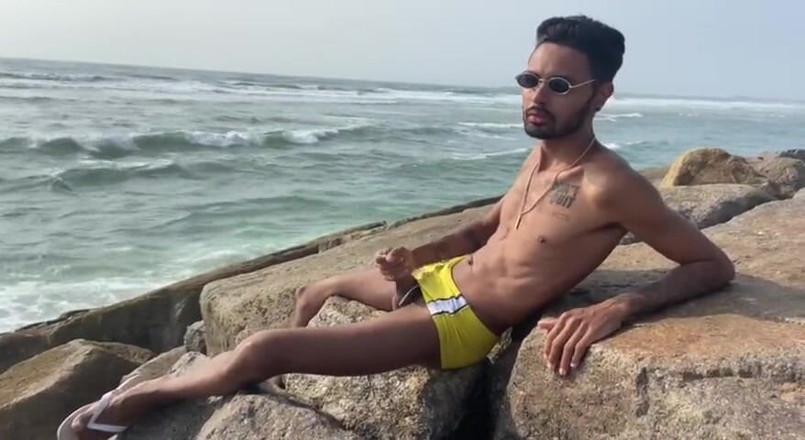 arabeputo: Magrelo Do Pau Grande Punheta Sur La Plage