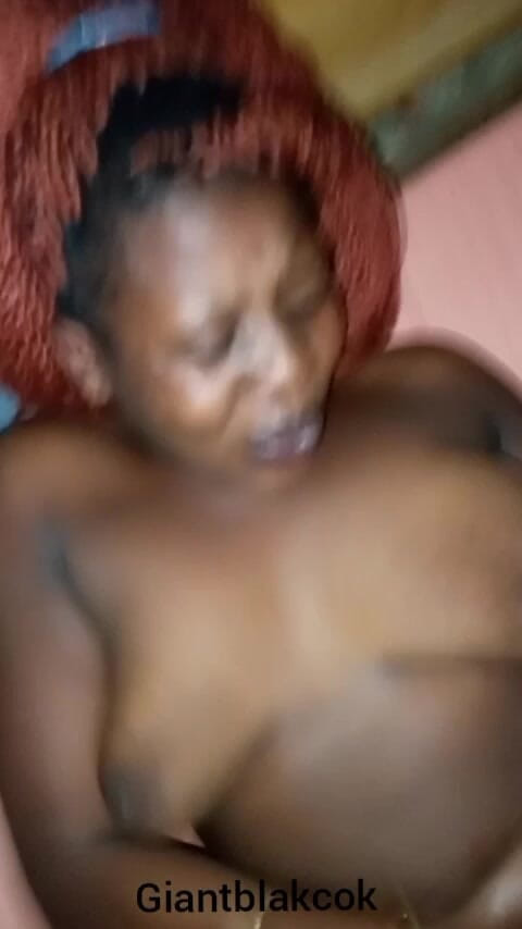 Bad boy studio: La mia nuova cagna è pazza dal sesso