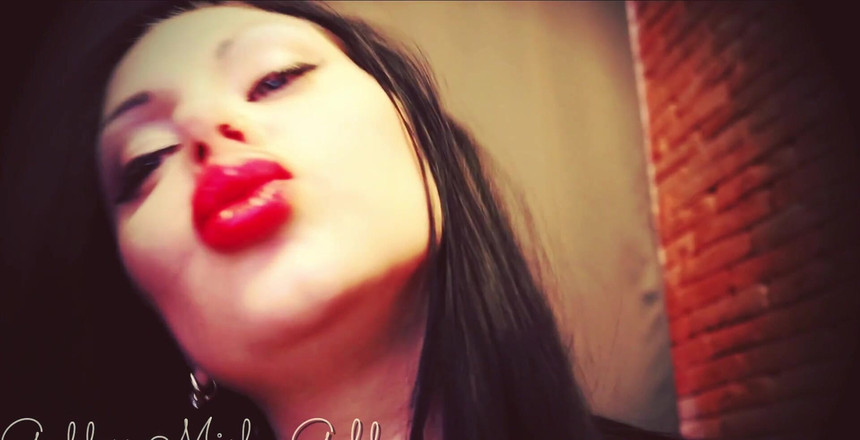 Goddess Misha Goldy: Awak Ketagih Dengan Bibir Merah Seksi Saya! Awak berada dalam...