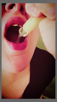 Nasty BBW Eating Mick Stabbers Snot Out of Syringe