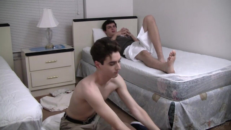 Boys half-way house: Đút đôi thô