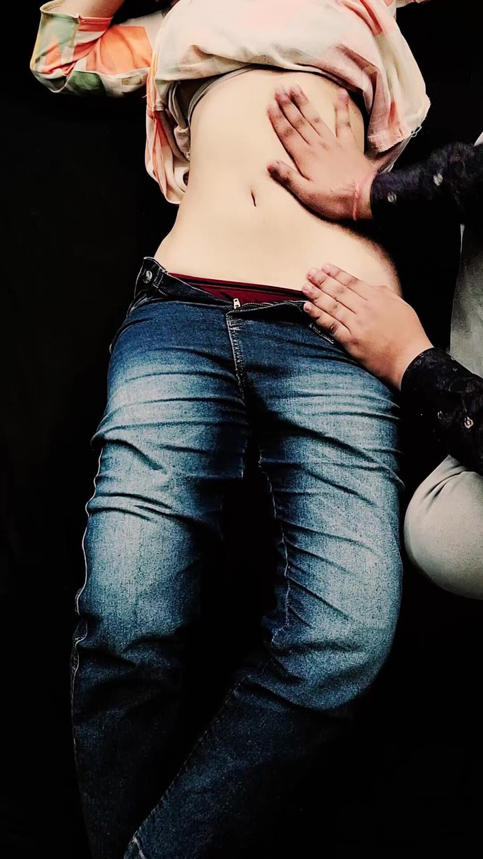 Vicky Thakur: 남친과 섹스하는 핫한 리야 타쿠르