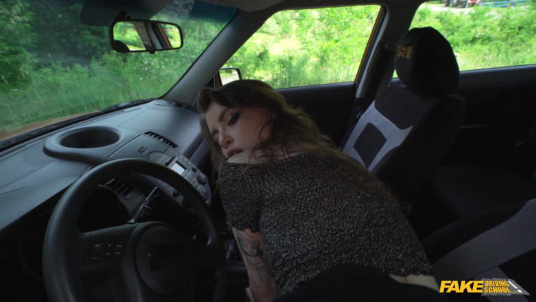 Fake Driving School: Фальшива автошкола - Eden Ivy трахається за знижку на тест на водіння