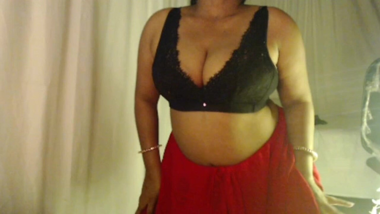 HotGirl21: 裸体屁股洞显示胸部显示硬屁股打屁股。