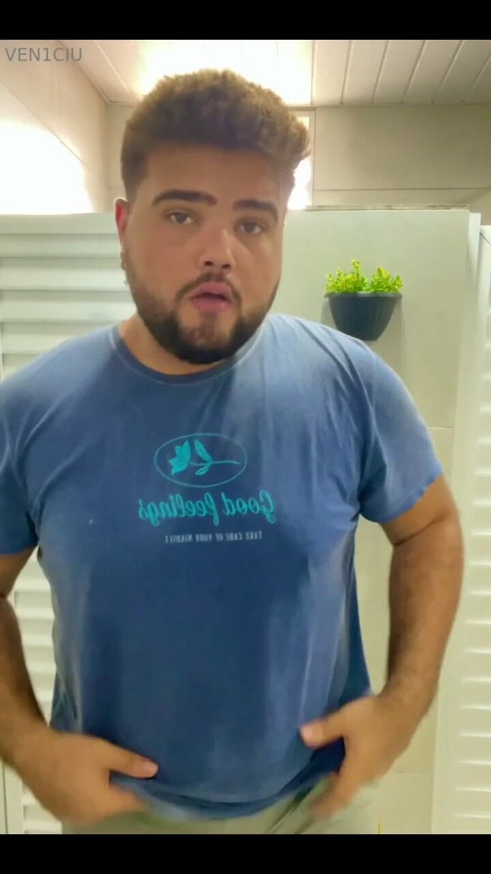 VEN1CIU: 在健身房 浴室 3