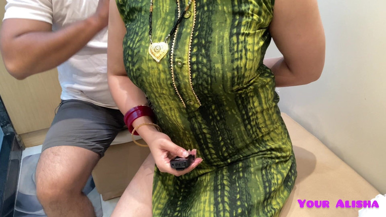 Your Alisha: Můj nevlastní bratrocha mě ošukal při oslavě Rakhi