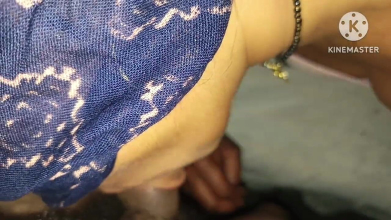 Savita5343: Bhabhi Nri bertetek besar ternyata menjadi si jalang pro untuk...