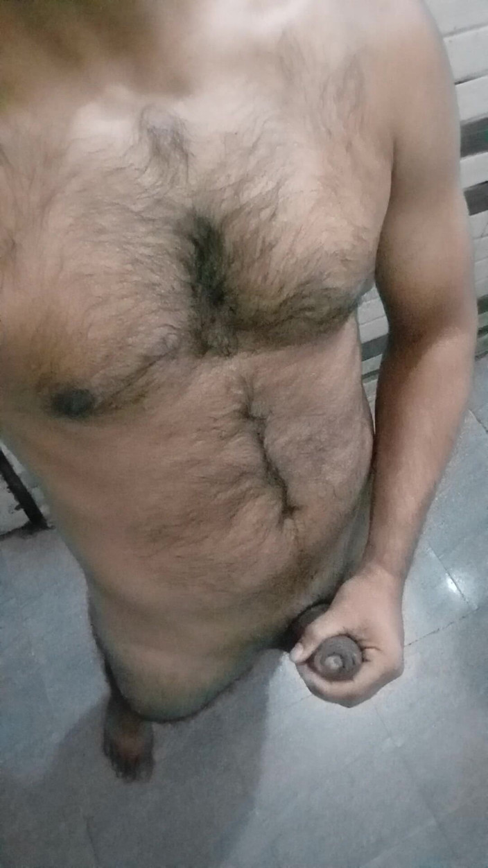 Raaz26d: Al ver el coño de la esposa de un amigo,...