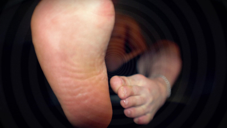 CashmasterAngel: 私の足はあなたに快感を与える