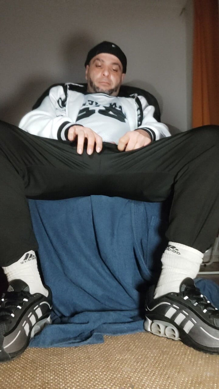 SmokedAlloy2: Der Dregsau Dj-bro Pisst in Der Hose.