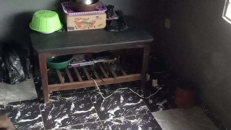 Moviesporn1: इस ब्रदर्स ने महिला को आमंत्रित किए बिना वीर्य में जोरदार चुदाई की