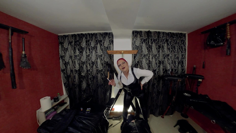 SassyTiff: Slave in trouble
