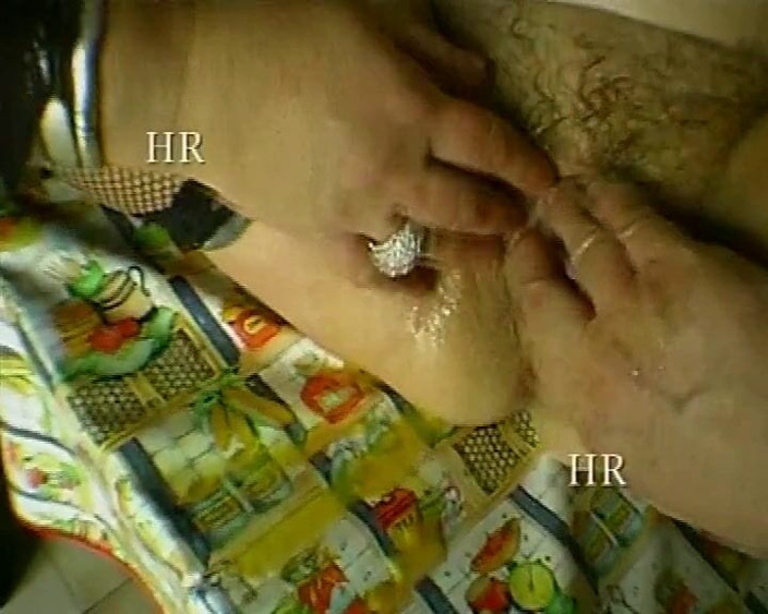 Hans Rolly: Porno amatoriale inedito con casalinghe degli anni '90 # 6