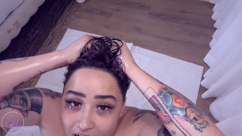 Chris Marxxx: Индиго - моя писающая шлюха