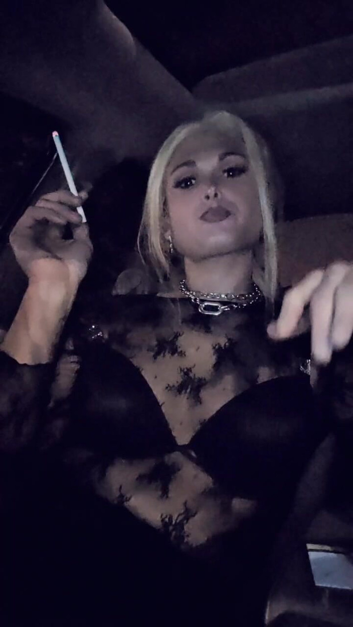 Darkfetish2k: 吸い込む スモーキング JOI