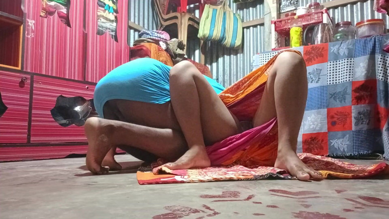 Dogrupali69: Bangla Nowy model Bhabhi i ja w domu ciesz się