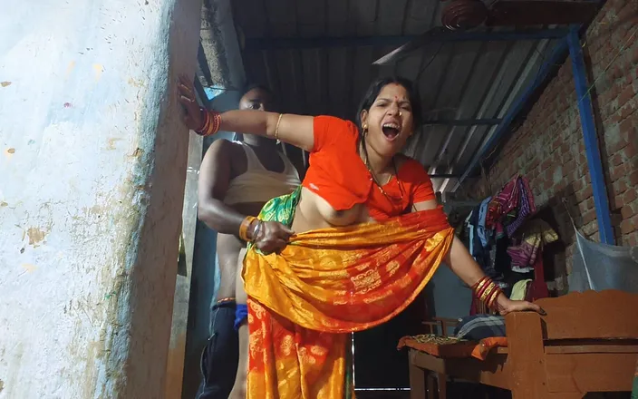 Sona bhabhi: Indian Desi Sexy Bhabhi Fucking Hard by Her Husband