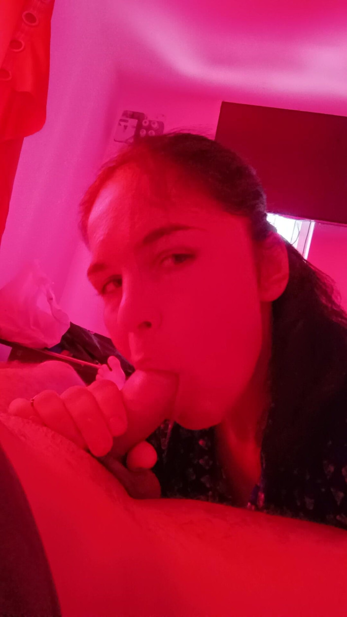 Ionut899: Ma belle-fille me suce la bite la nuit