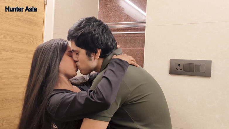 hunter Asia: Guy Cheating His Girlfriend by Fucking Her Room-mate Friend