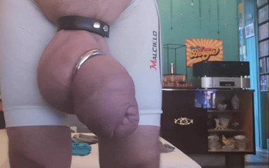 Monster_Meat_: Membonjol melampau dengan daging silikon saya