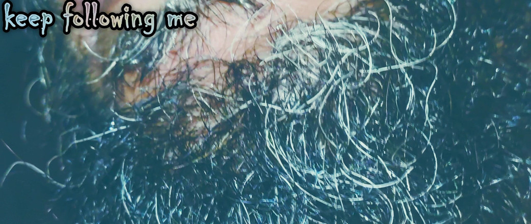 Stink HairyMale: Corpul meu de aproape, purtând șosete albe