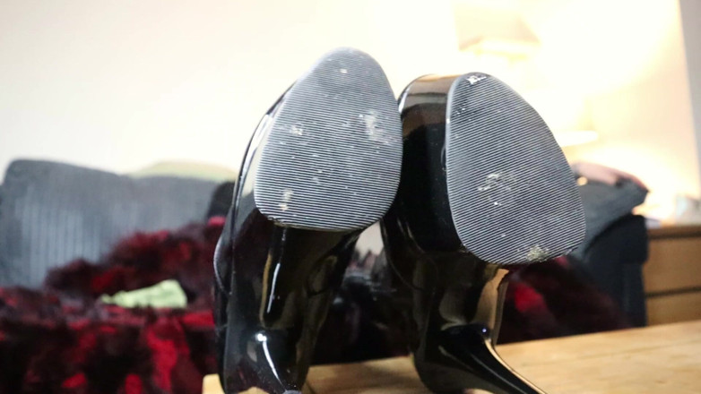 Goddess Kinx: Espejo de mi bota shine, la diosa perra Kinx te...