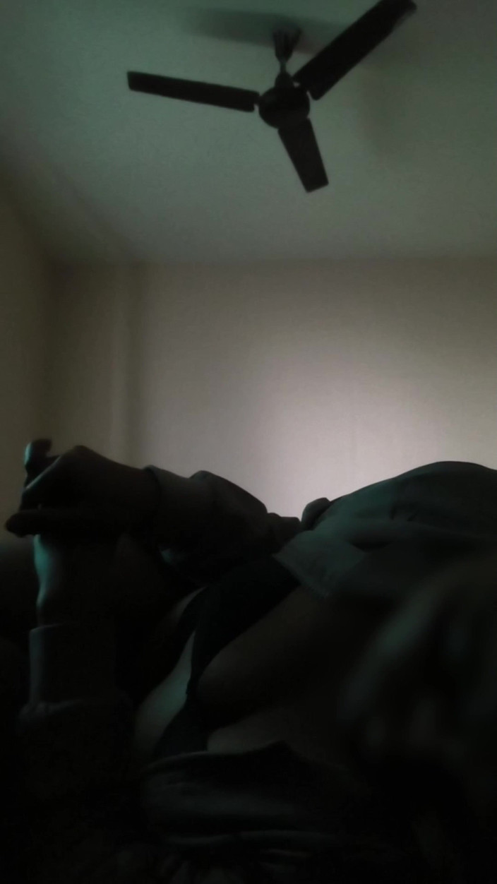 Saggyhardcore: Hintli kadın otel odasında sikişiyor bölüm 1