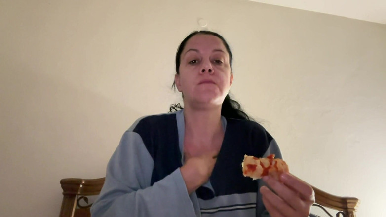 Bergami Melissa: Polykání pizzy