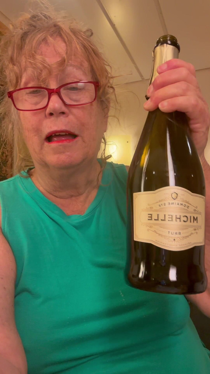 Big Ass 4 U: Doccia frizzante