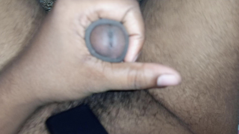 Sweet Indian cock: 印度男同操继妹肛交